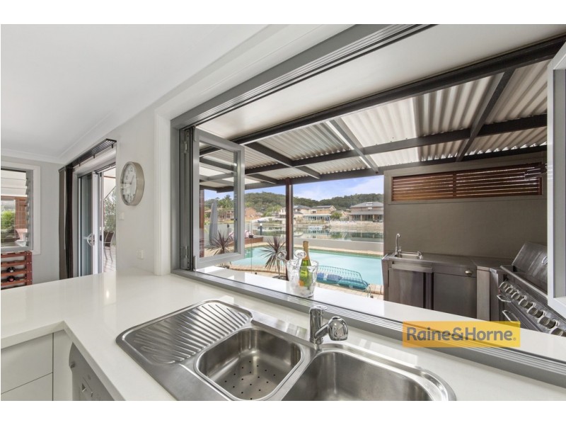 11 Nautilus Crescent, St Huberts Island NSW 2257