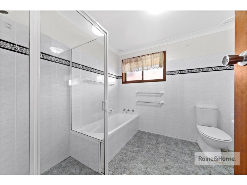 24 Crown Road, Umina Beach NSW 2257