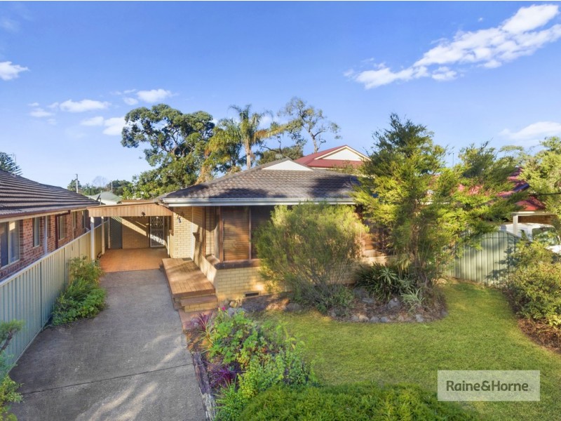 24 Crown Road, Umina Beach NSW 2257