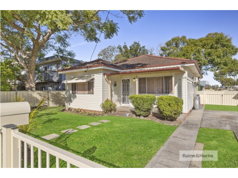 88 Gallipoli Avenue, Umina Beach NSW 2257