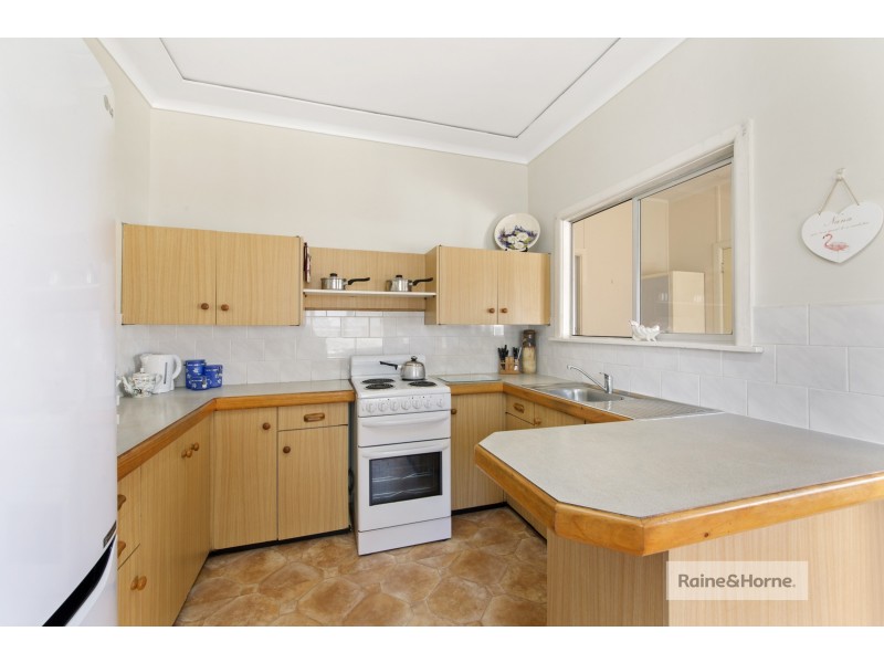 88 Gallipoli Avenue, Umina Beach NSW 2257