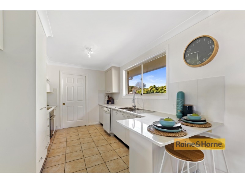 1/2 Shoalhaven Drive, Woy Woy NSW 2256