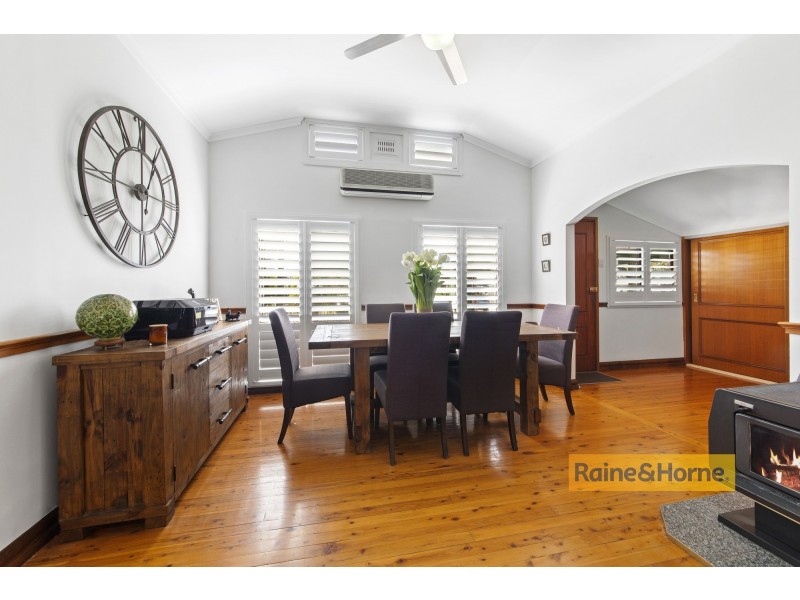 64 McEvoy Avenue, Umina Beach NSW 2257