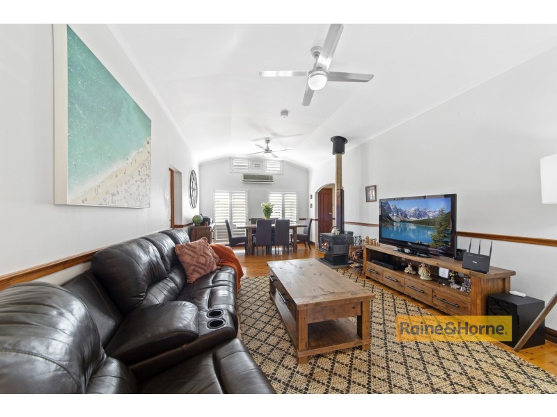 64 McEvoy Avenue, Umina Beach NSW 2257