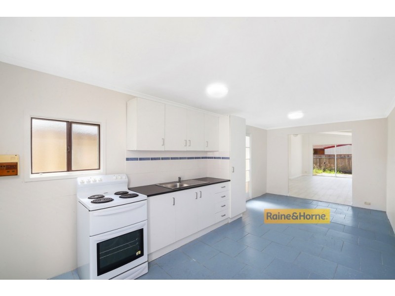 61 McEvoy Avenue, Umina Beach NSW 2257