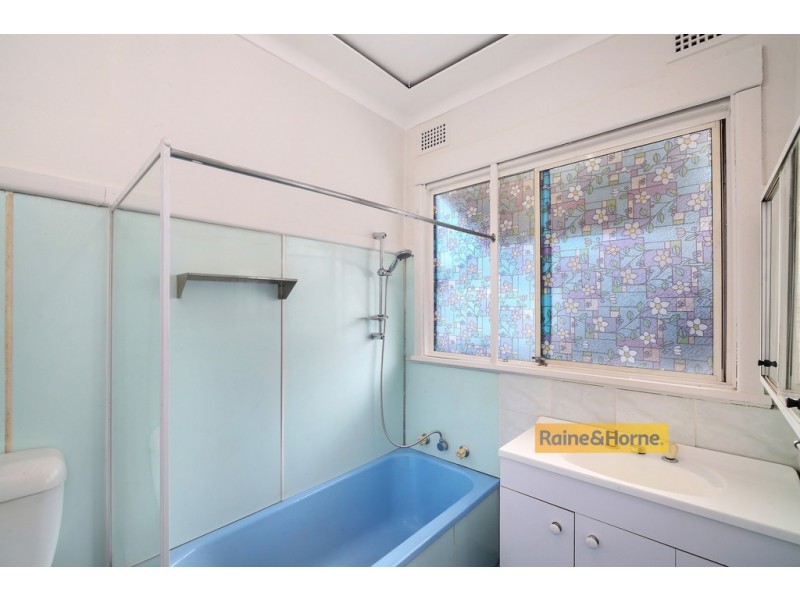 61 McEvoy Avenue, Umina Beach NSW 2257