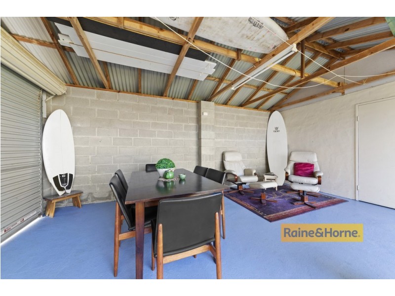 8 Cambridge Street, Umina Beach NSW 2257