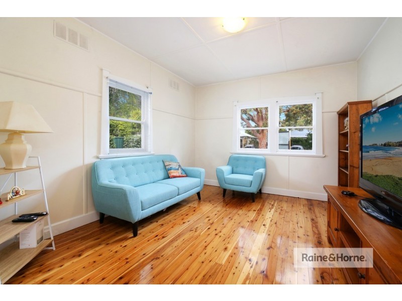 39 Banksia Street, Ettalong Beach NSW 2257