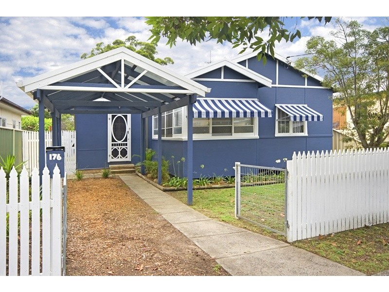 176 Memorial Avenue, Ettalong Beach NSW 2257