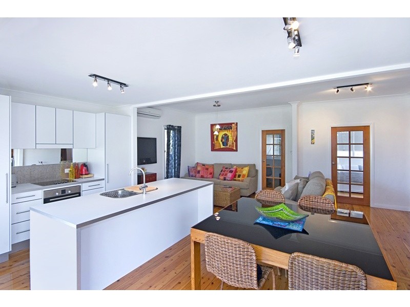 176 Memorial Avenue, Ettalong Beach NSW 2257