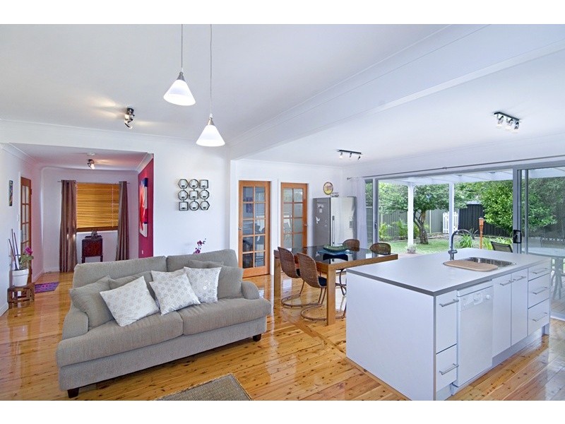 176 Memorial Avenue, Ettalong Beach NSW 2257