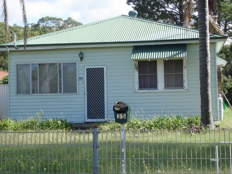 35 Flathead Road, Ettalong Beach NSW 2257