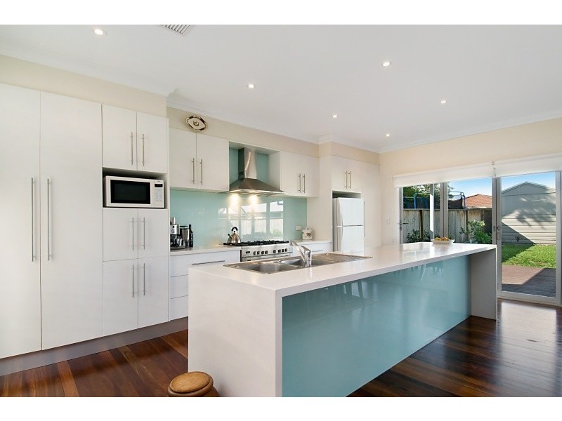 52 Cambridge Street, Umina Beach NSW 2257