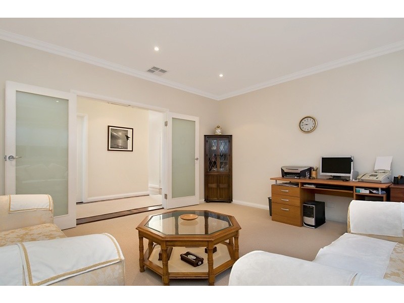 52 Cambridge Street, Umina Beach NSW 2257