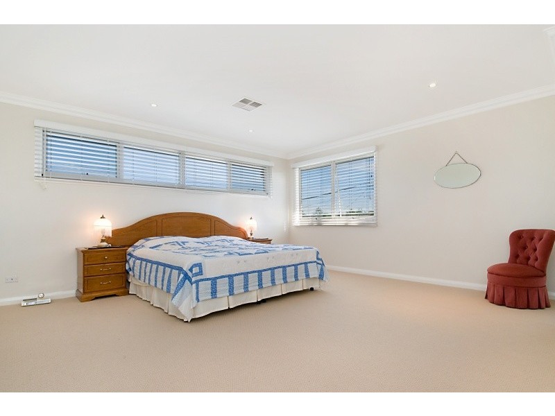 52 Cambridge Street, Umina Beach NSW 2257
