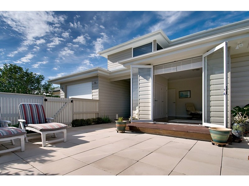 52 Cambridge Street, Umina Beach NSW 2257