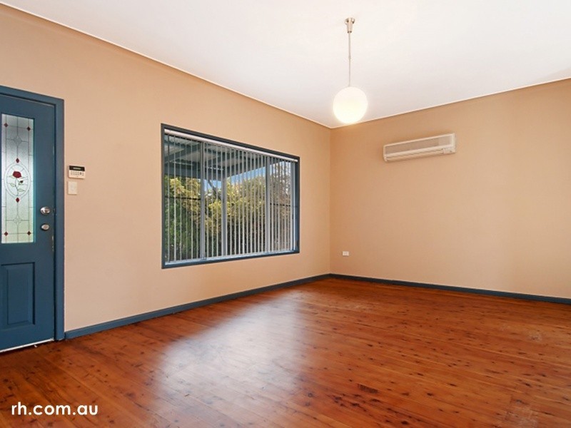 24 Pozieres Avenue, Umina Beach NSW 2257