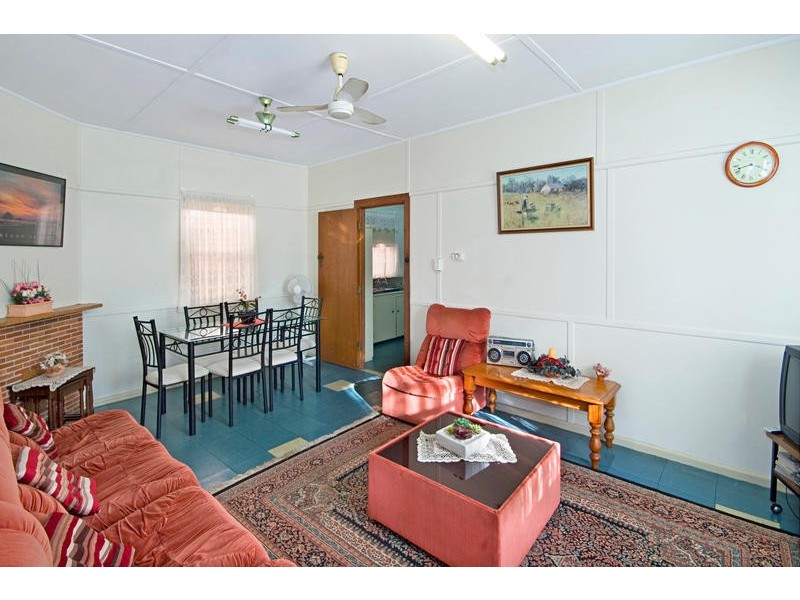 6 Bangalow Street, Ettalong Beach NSW 2257