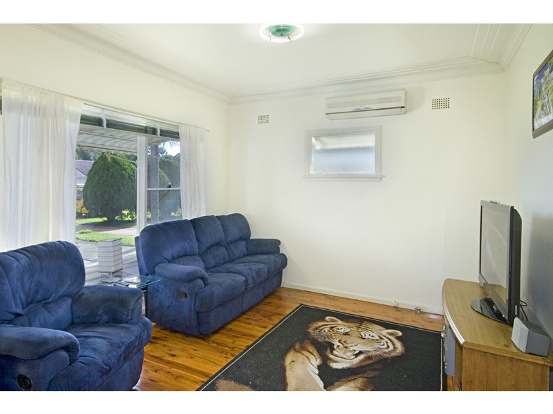 34 Cogra Road, Woy Woy NSW 2256