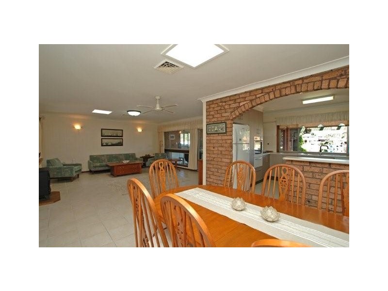 64 Helmsman Boulevarde, St Huberts Island NSW 2257
