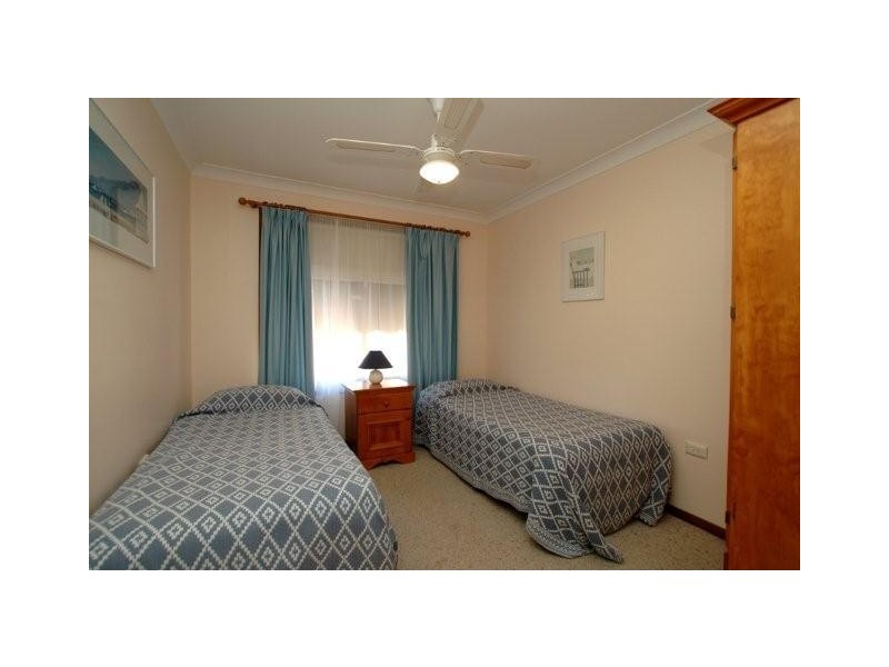 64 Helmsman Boulevarde, St Huberts Island NSW 2257