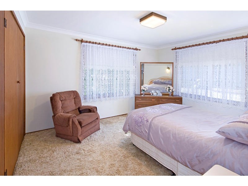 18 Helmsman Boulevarde, St Huberts Island NSW 2257