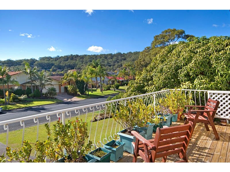 18 Helmsman Boulevarde, St Huberts Island NSW 2257