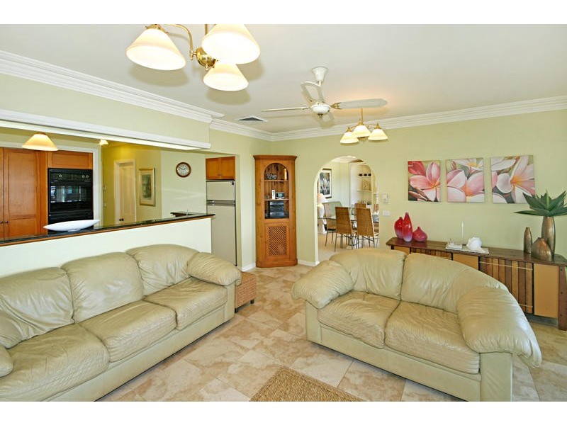 24 Daley Avenue, Daleys Point NSW 2257