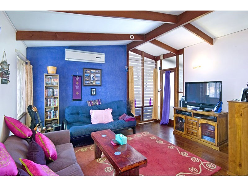 72 Trafalgar Avenue, Woy Woy NSW 2256