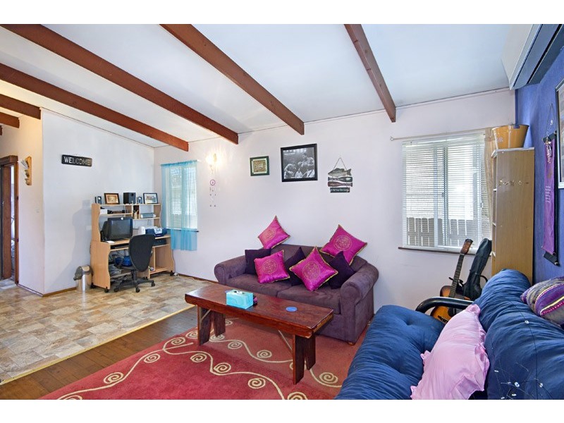 72 Trafalgar Avenue, Woy Woy NSW 2256