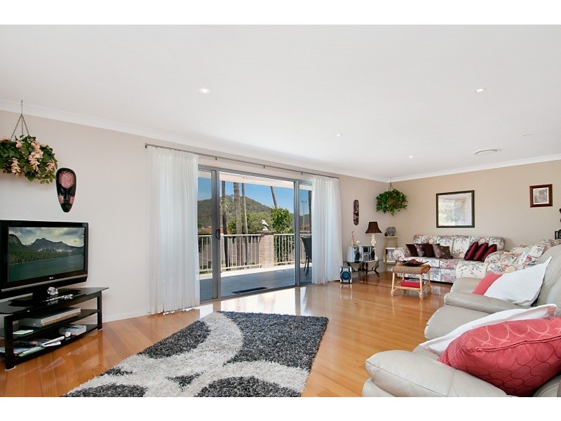 66 Broken Bay Road, Ettalong Beach NSW 2257