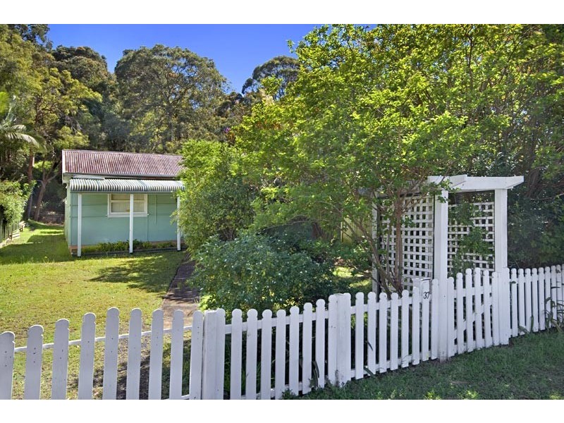 37 Calypta Road, Umina Beach NSW 2257