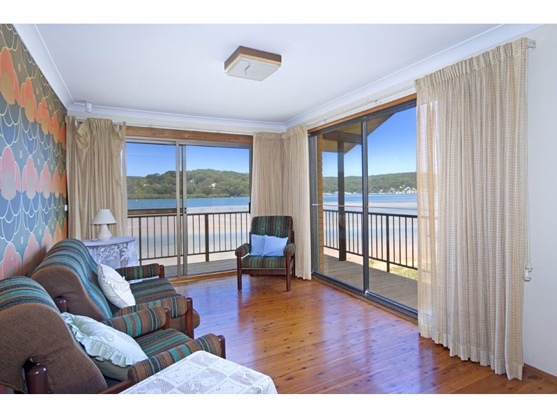 4 Munal Avenue, Booker Bay NSW 2257