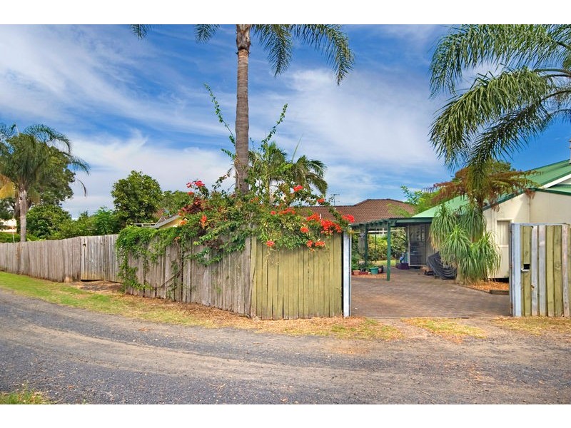14 Beach Street, Ettalong Beach NSW 2257