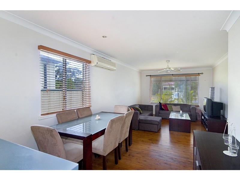 12 Wentworth Avenue, Woy Woy NSW 2256