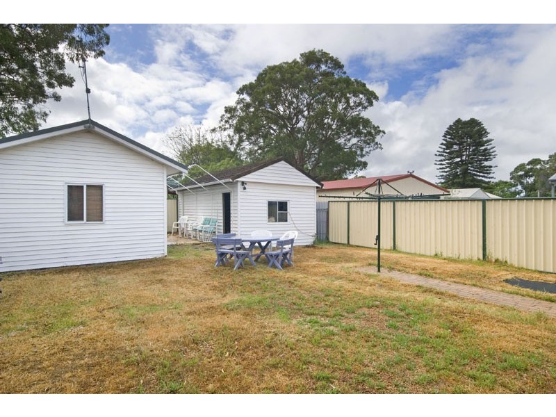 12 Wentworth Avenue, Woy Woy NSW 2256