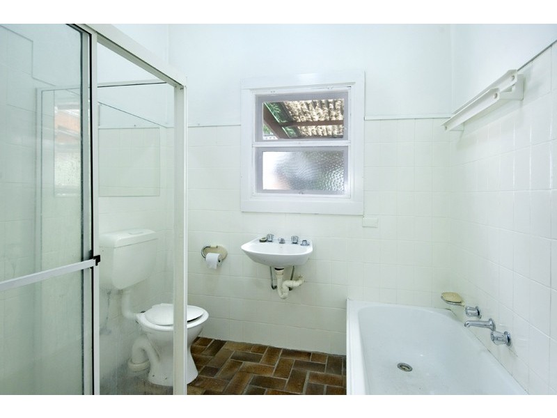 80 Woy Woy Road, Woy Woy NSW 2256