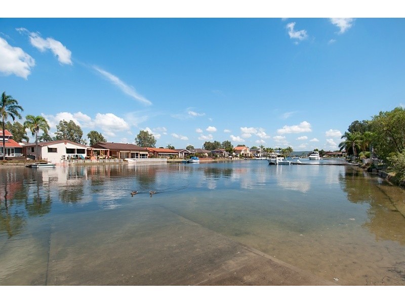 25 Heron Place, St Huberts Island NSW 2257