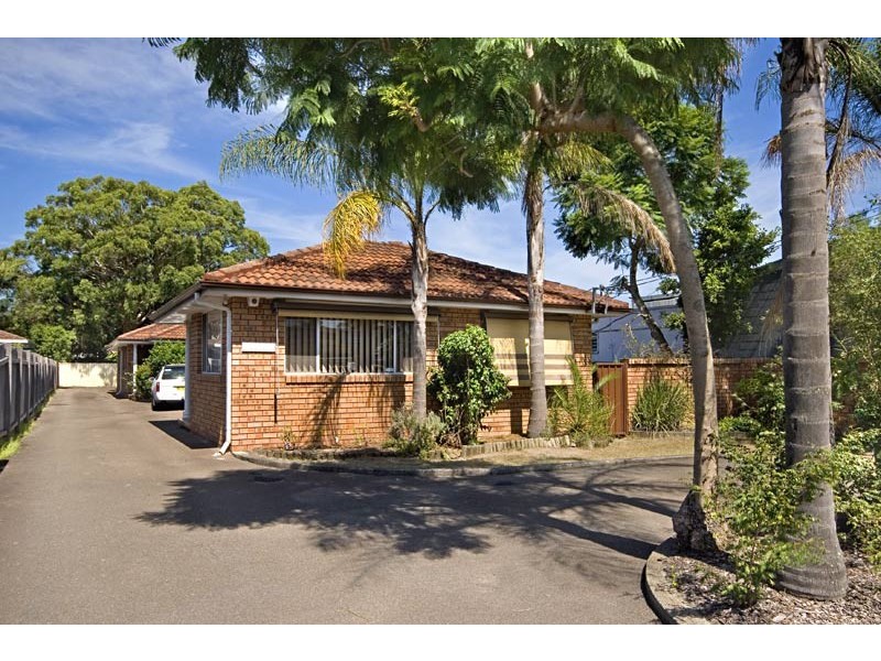 2/30 Ocean Beach Road, Woy Woy NSW 2256
