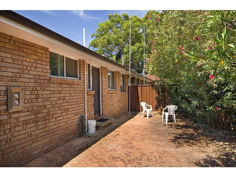 2/30 Ocean Beach Road, Woy Woy NSW 2256