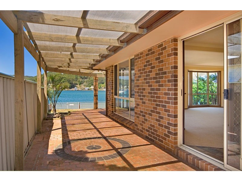 14 Ferry Road, Ettalong Beach NSW 2257