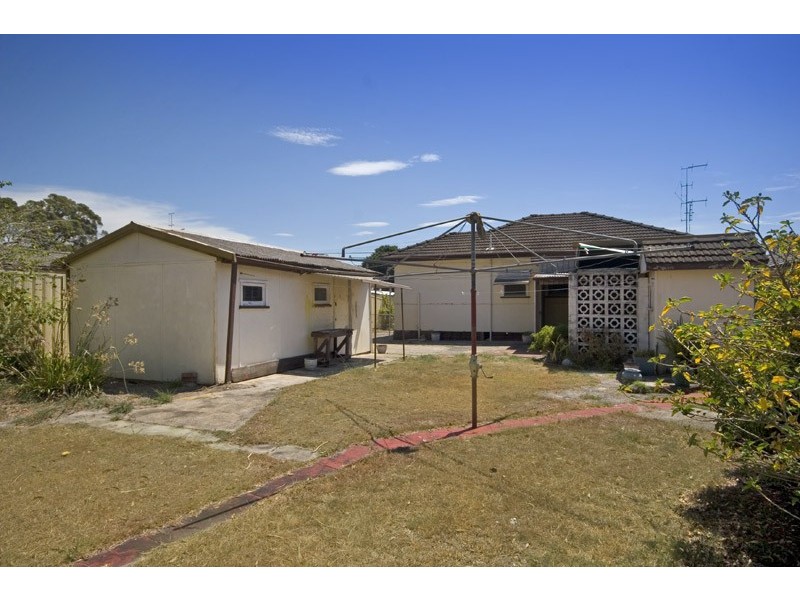 17 Rothwell Street, Woy Woy NSW 2256