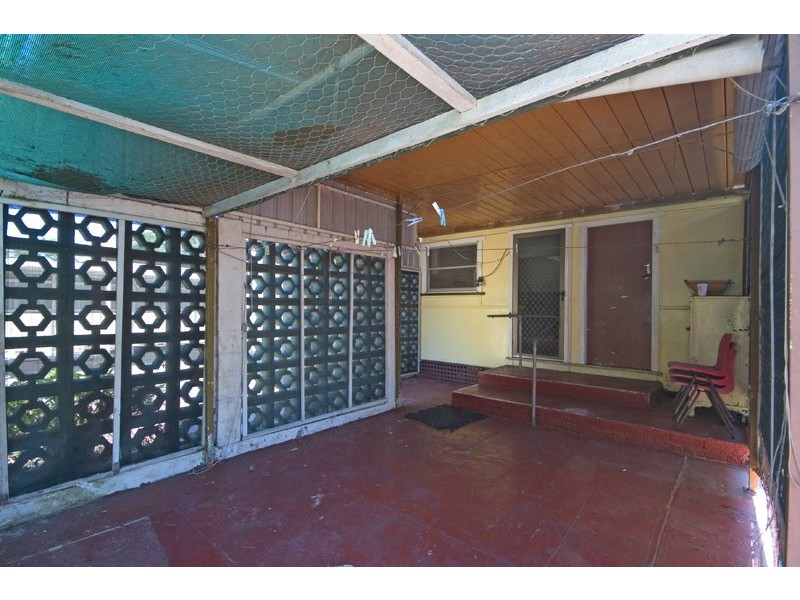 17 Rothwell Street, Woy Woy NSW 2256