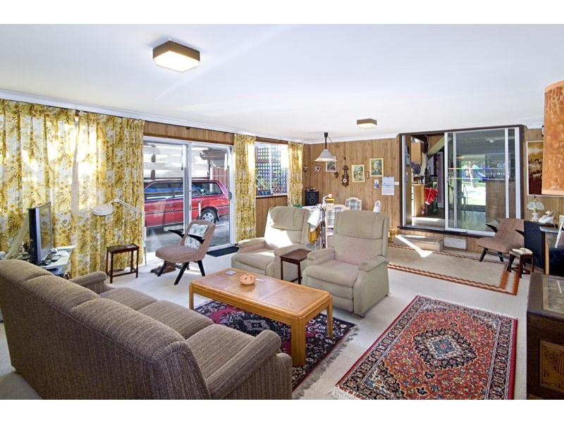 17 Australia Avenue, Umina Beach NSW 2257