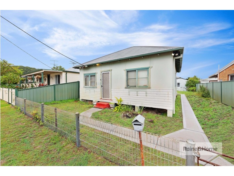 76 Barrenjoey Road, Ettalong Beach NSW 2257