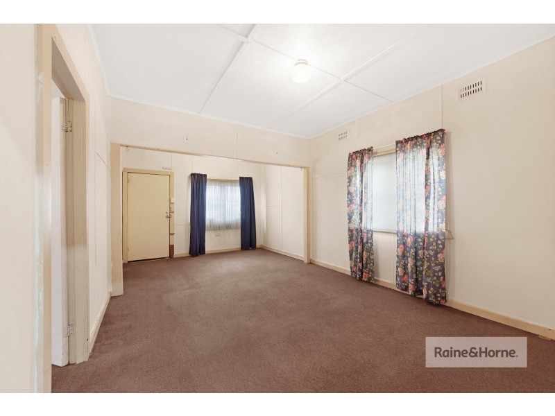 76 Barrenjoey Road, Ettalong Beach NSW 2257
