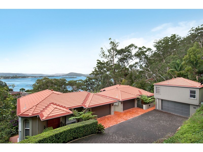 11 and 13 Bay View Crescent, Blackwall NSW 2256