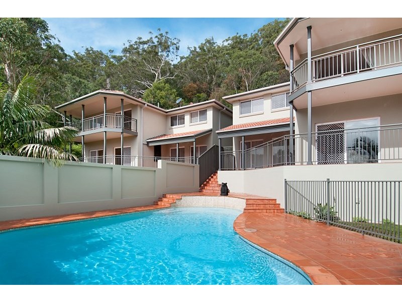 11 and 13 Bay View Crescent, Blackwall NSW 2256