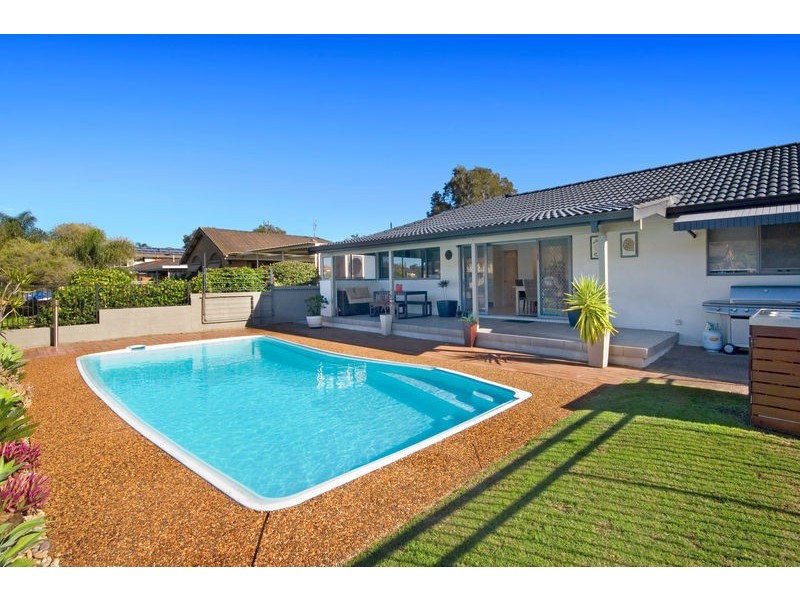 23 Nautilus Crescent, St Huberts Island NSW 2257