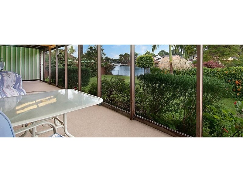 31 Helmsman Boulevard, St Huberts Island NSW 2257